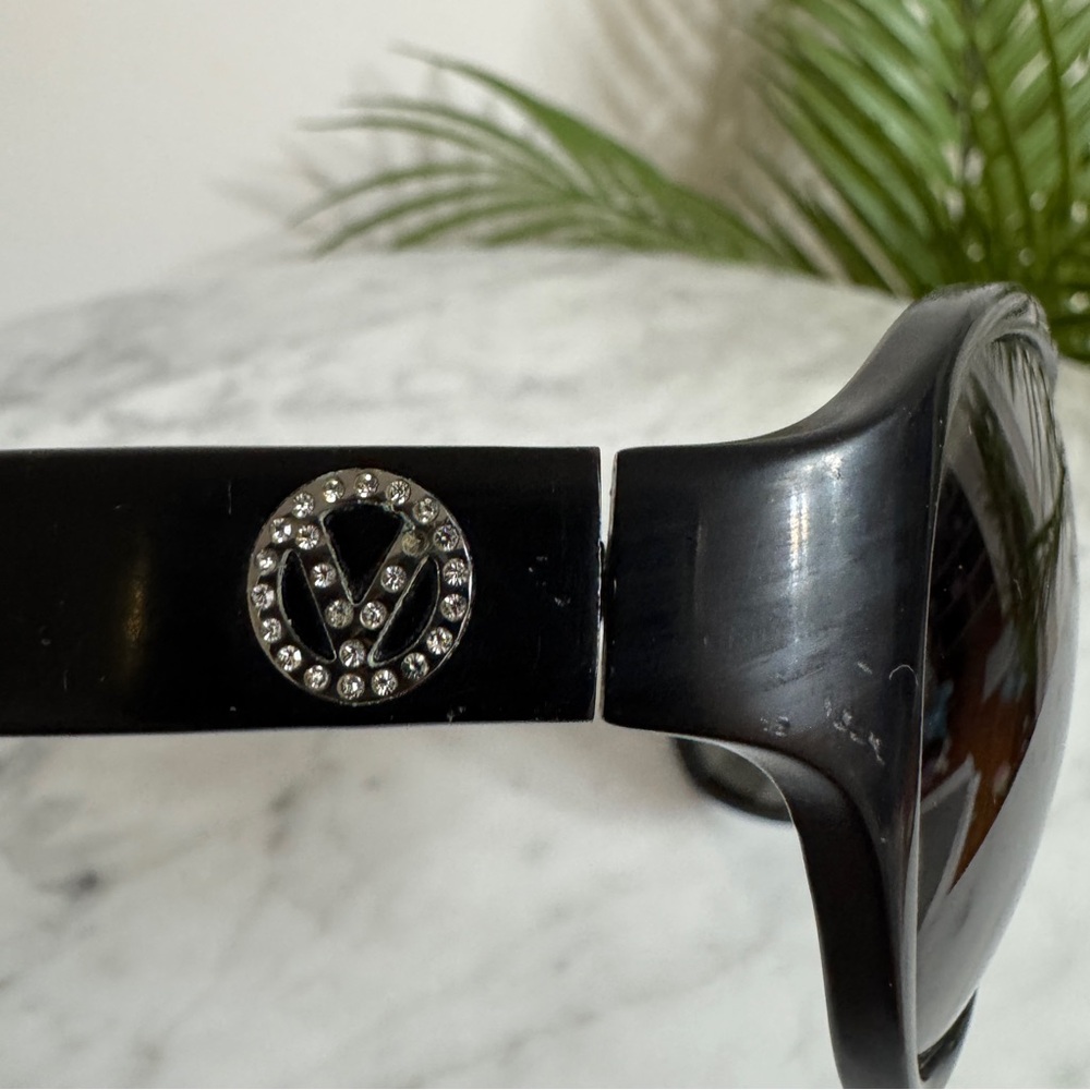 Valentino Sunglasses Women’s - Picture 5 of 12